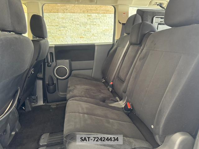 Mitsubishi DELICA 2013-02 8011480-10