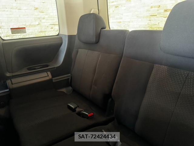 Mitsubishi DELICA 2013-02 8011480-12