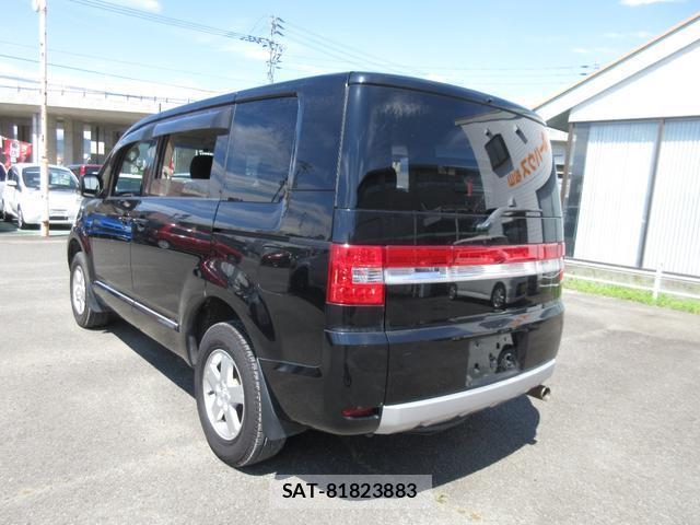 Mitsubishi DELICA 2010-03 8011492-1