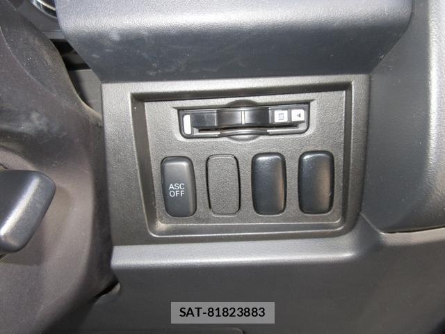 Mitsubishi DELICA 2010-03 8011492-12