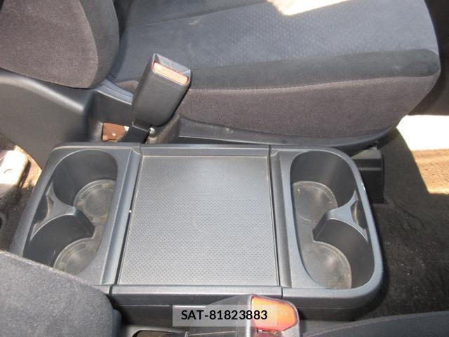 Mitsubishi DELICA 2010-03 8011492-9