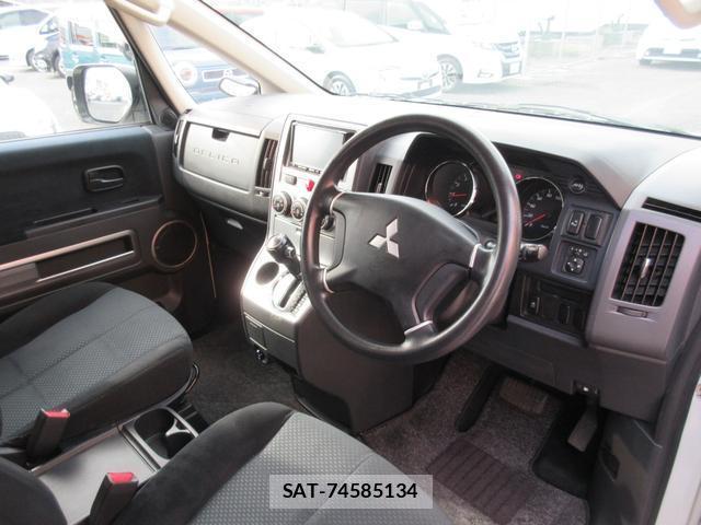 Mitsubishi DELICA 2010-09 8011650-8