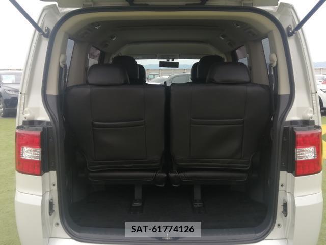 Mitsubishi DELICA 2010-11 8011795-14