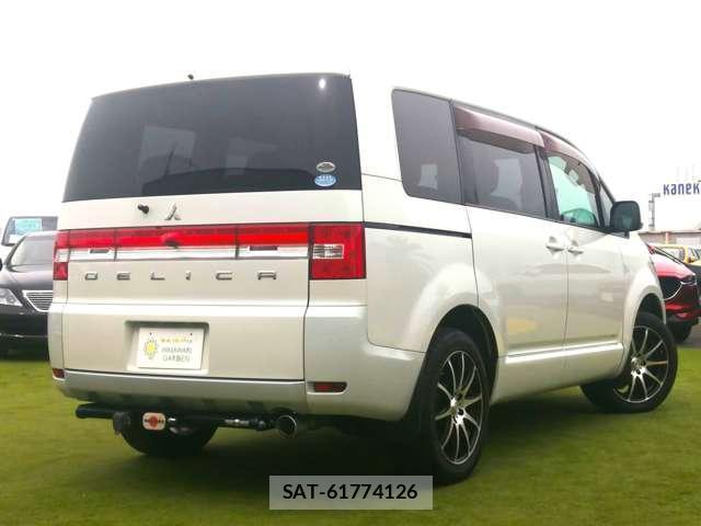 Mitsubishi DELICA 2010-11 8011795-3