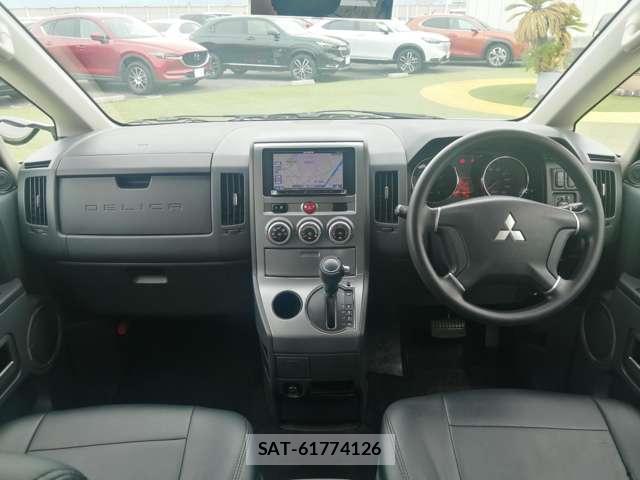 Mitsubishi DELICA 2010-11 8011795-4