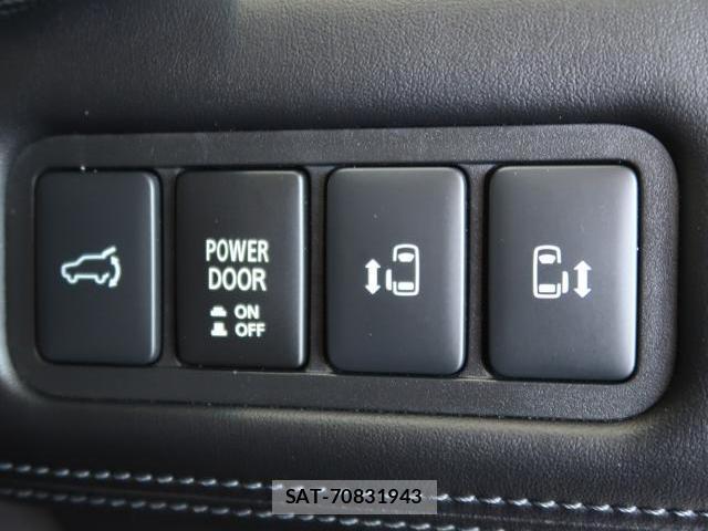 Mitsubishi DELICA 2023-02 8011984-12