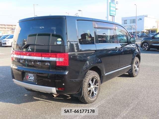 Mitsubishi DELICA 2012-01 8012027-1