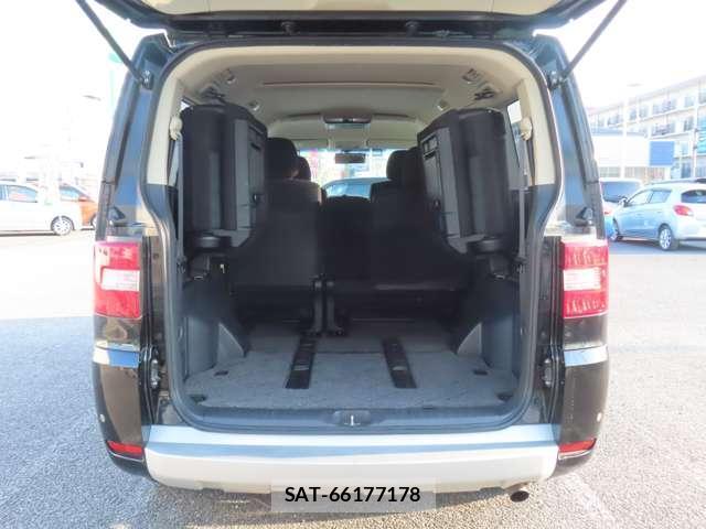Mitsubishi DELICA 2012-01 8012027-12