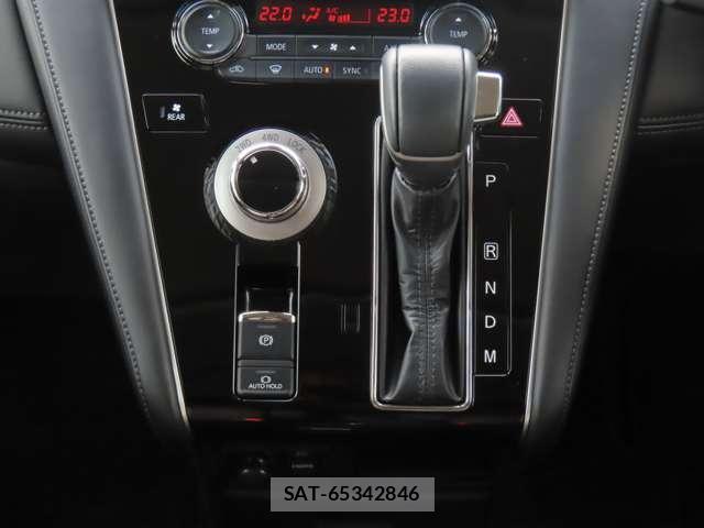Mitsubishi DELICA 2023-05 8012028-13