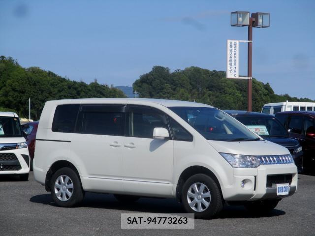 Mitsubishi DELICA 2019-05 8012039-12