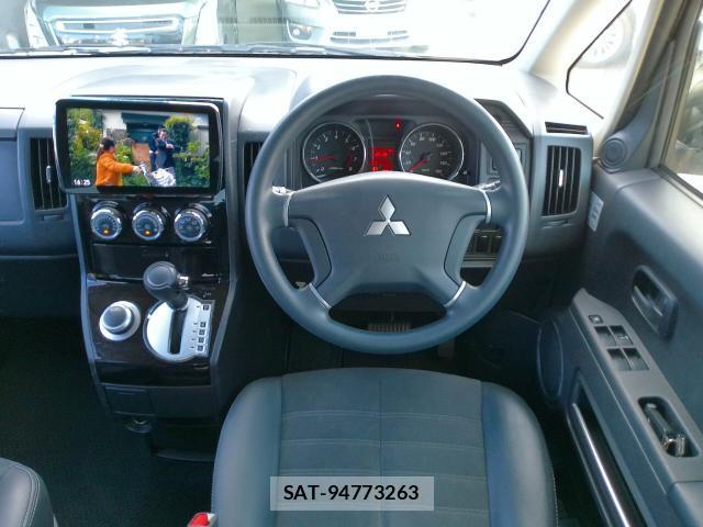 Mitsubishi DELICA 2019-05 8012039-2