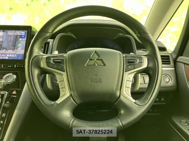 Mitsubishi DELICA 2019-03 8012204-15