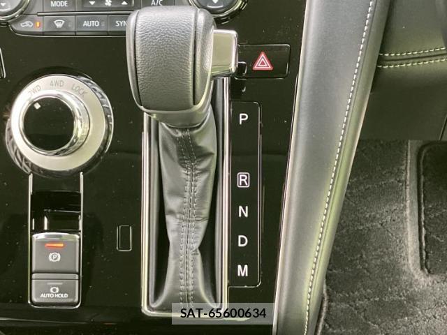 Mitsubishi DELICA 2024-01 8012249-17
