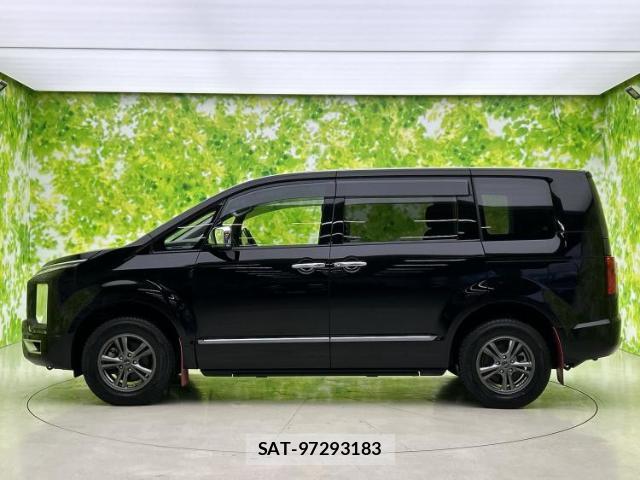 Mitsubishi DELICA 2021-11 8012252-1