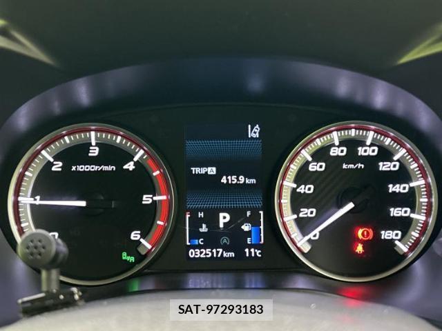 Mitsubishi DELICA 2021-11 8012252-12
