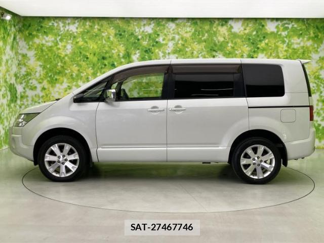 Mitsubishi DELICA 2018-07 8012276-1
