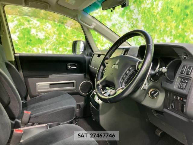 Mitsubishi DELICA 2018-07 8012276-4