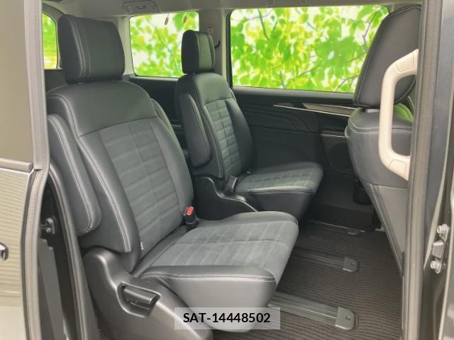Mitsubishi DELICA 2025-04 8012295-4