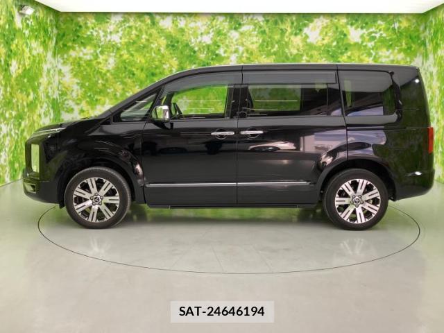 Mitsubishi DELICA 2021-03 8012335-1
