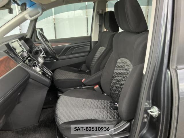Mitsubishi DELICA 2022-02 8012362-6