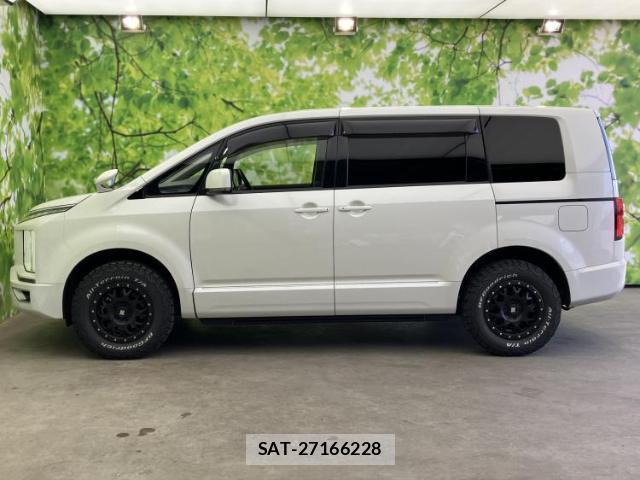 Mitsubishi DELICA 2021-03 8012376-1