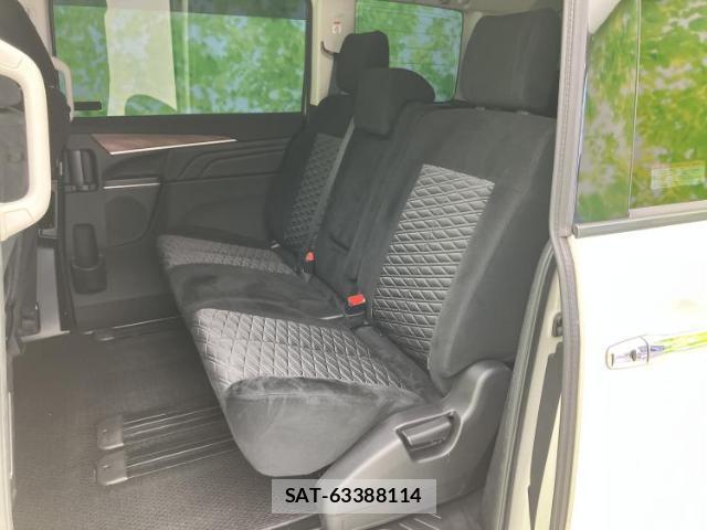 Mitsubishi DELICA 2021-09 8012396-7