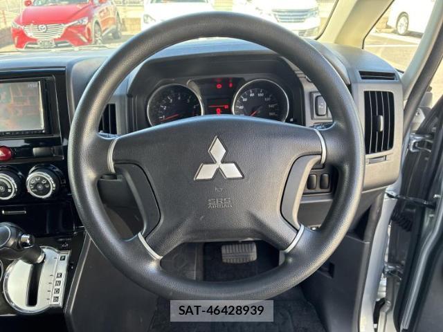Mitsubishi DELICA 2015-10 8012405-14