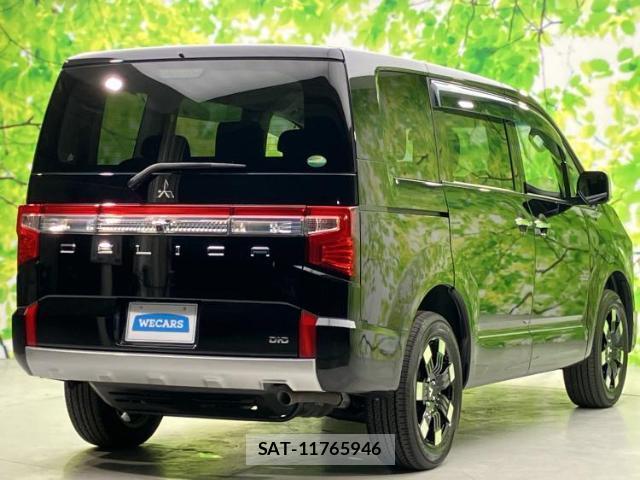 Mitsubishi DELICA 2020-03 8012421-2