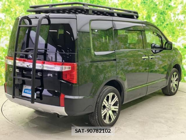 Mitsubishi DELICA 2023-02 8012438-2