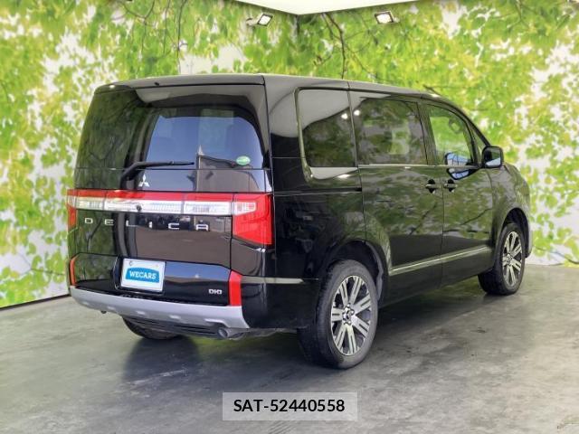 Mitsubishi DELICA 2019-03 8012452-2