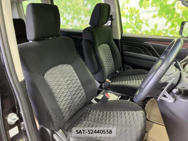 Mitsubishi DELICA 2019-03 8012452-3
