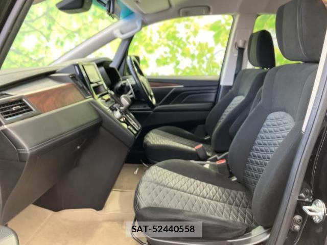 Mitsubishi DELICA 2019-03 8012452-6