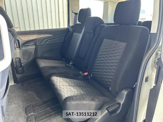 Mitsubishi DELICA 2021-09 8012458-6