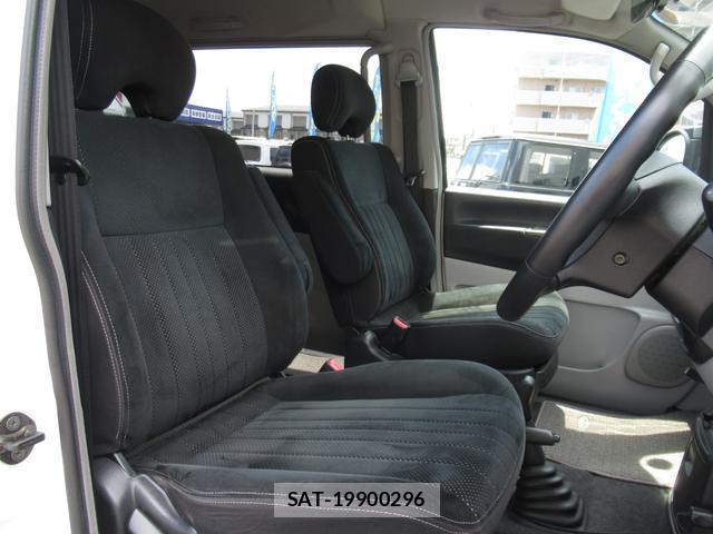 Mitsubishi DELICA 2006-06 8006813-4