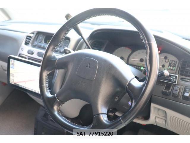 Mitsubishi DELICA 2005-09 8009460-17