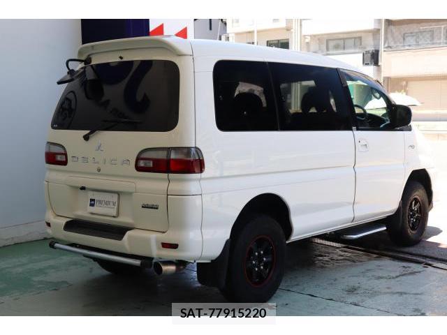 Mitsubishi DELICA 2005-09 8009460-3