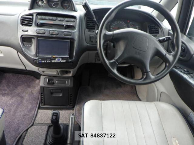 Mitsubishi DELICA 1999-09 8009933-2