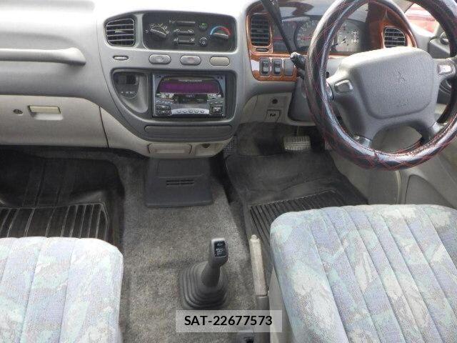 Mitsubishi DELICA 1996-05 8009937-2