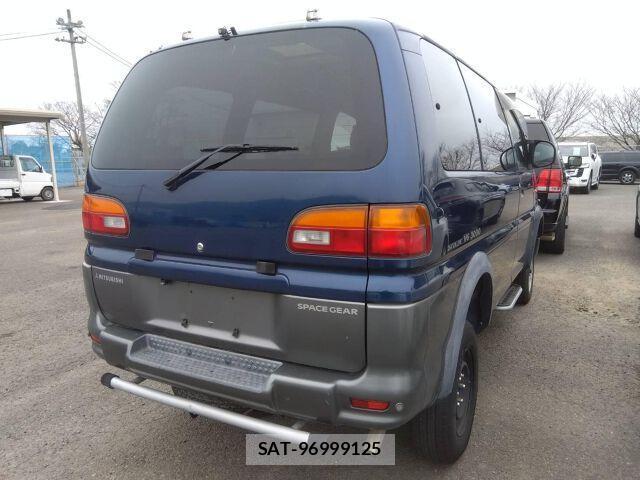 Mitsubishi DELICA 2001-02 8009945-4