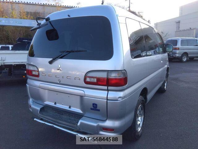 Mitsubishi DELICA 2006-07 8009949-4
