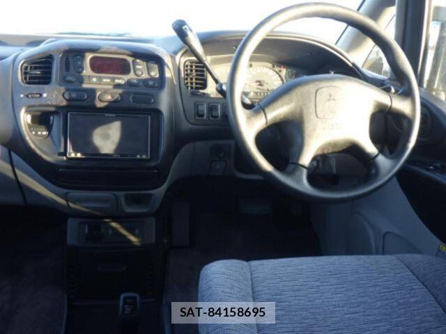 Mitsubishi DELICA 2004-05 8009956-5