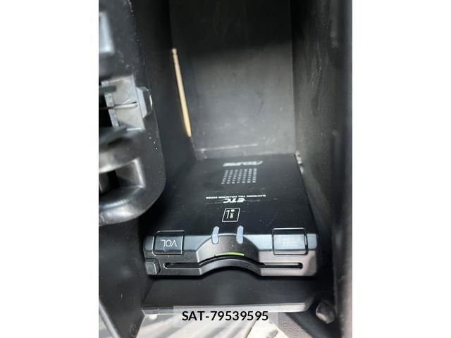 Mitsubishi DELICA 2005-10 8010691-18