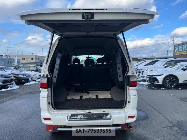 Mitsubishi DELICA 2005-10 8010691-9