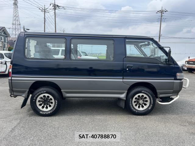 Mitsubishi DELICA 1995-03 8002982-13