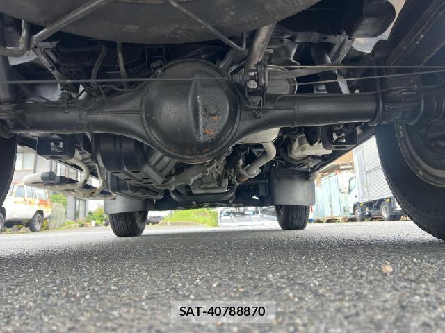 Mitsubishi DELICA 1995-03 8002982-17