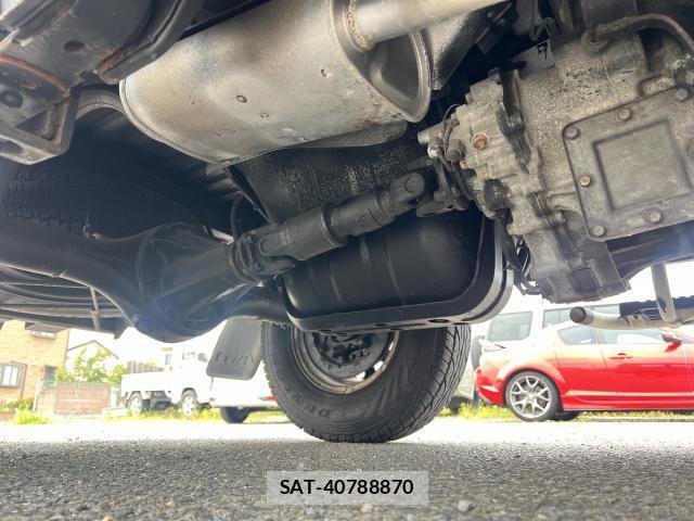 Mitsubishi DELICA 1995-03 8002982-18