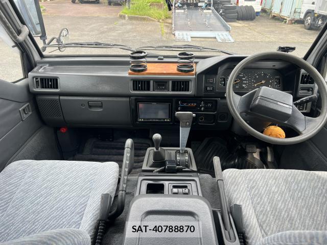 Mitsubishi DELICA 1995-03 8002982-2