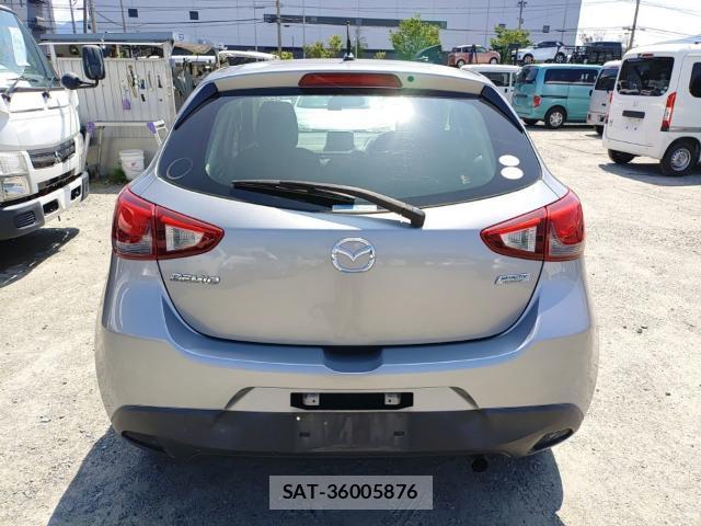 Mazda DEMIO 2016-07 8005627-1