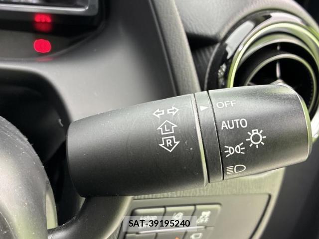 Mazda DEMIO 2019-06 7802091-16