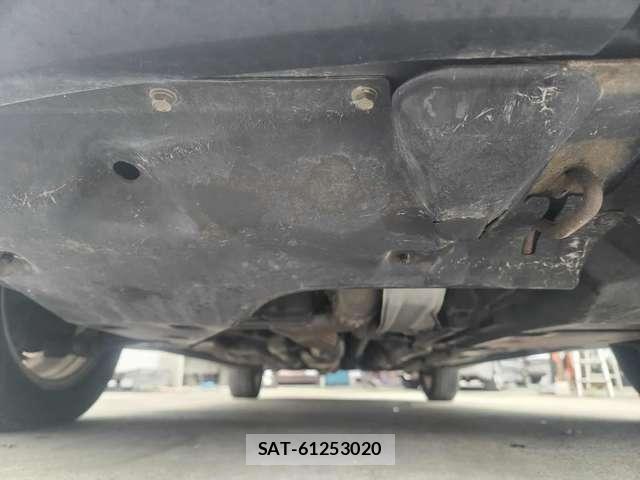 Mitsubishi I 1999-11 8009672-18
